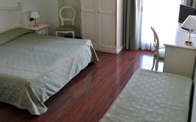 International Hotel Iseo