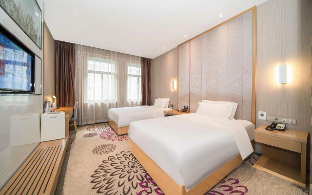 Lavande Hotel (Xi'an Fengcheng 1st Road Youth Center Metro Station Branch)