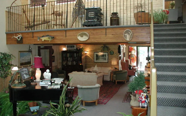 Westwind Inn on the Lake