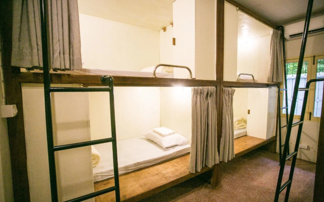 Barn1920s Hostel