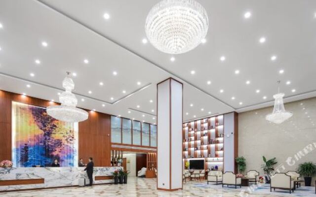 Ramada Encore by Wyndham Changzhou Zhonglou 2