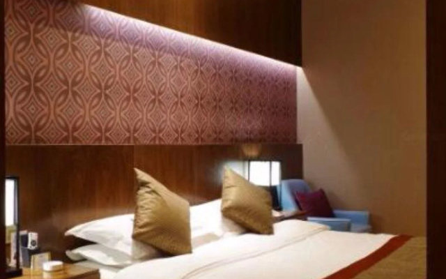 Longxiang Hotel