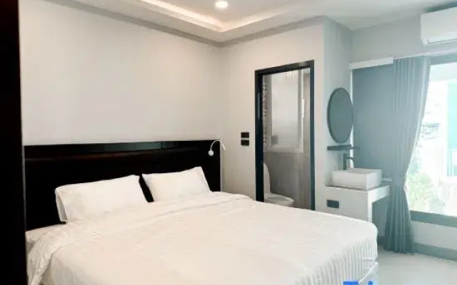 Smith Hotel