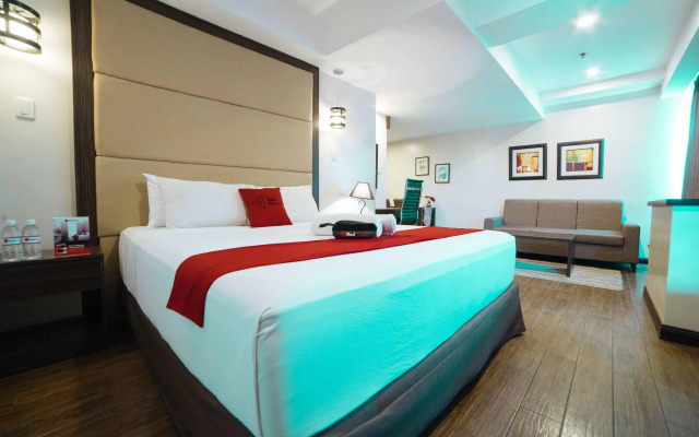 RedDoorz Premium @ West Avenue Quezon City