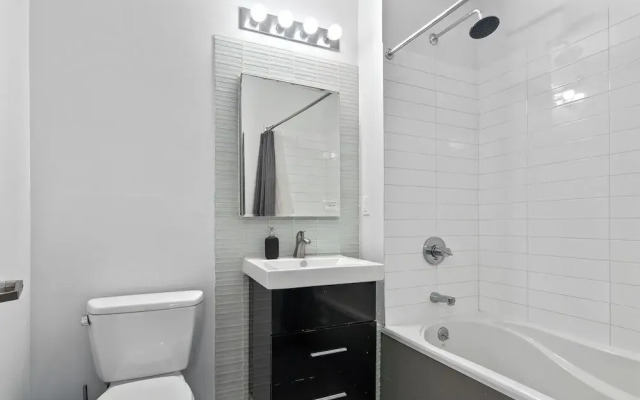 Guest Room Near Williamsburg