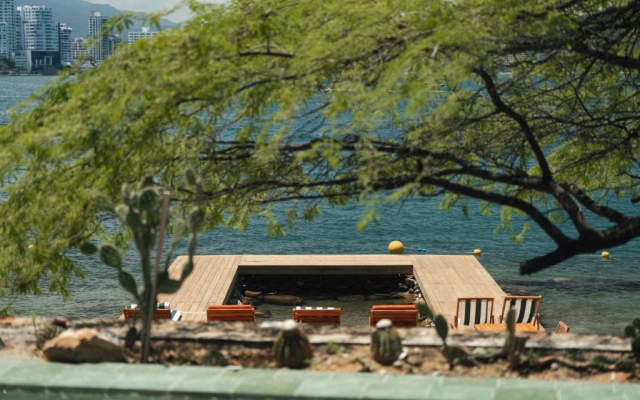 Perla Roca Hotel Boutique - Beach Front