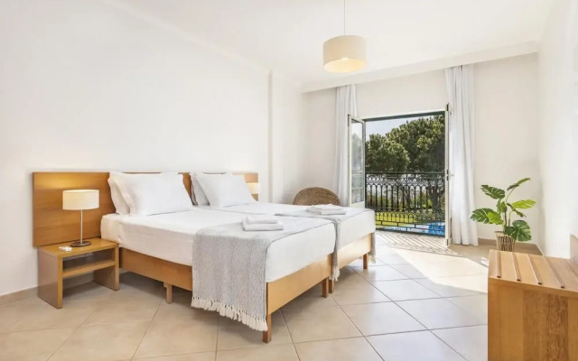 Awesome Aparthotel Studio
