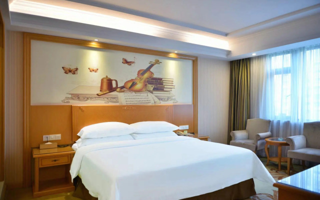 Vienna Hotel Shenzhen Bao'an Airport Taoyuanju