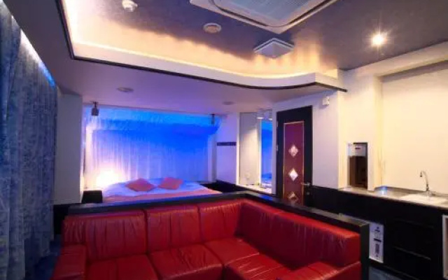 Hotel Coco de Annex (Love Hotel)