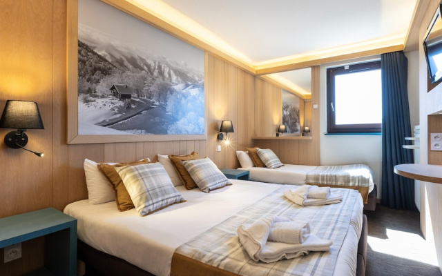 Living for Three in the Heart of Huez