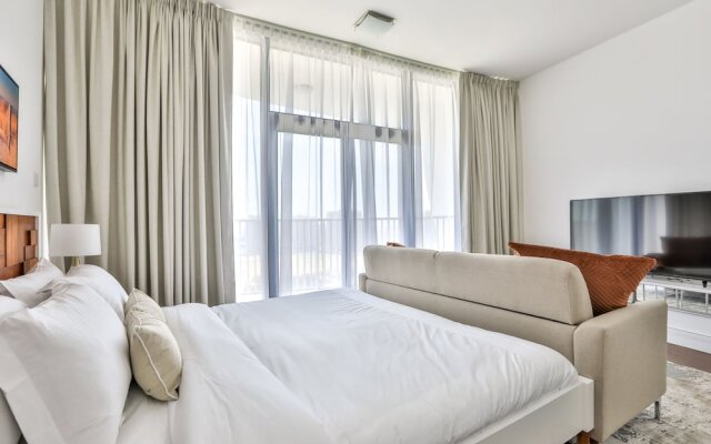 Driven Holiday Homes - Binghatti Pearls in Dubai, United Arab Emirates from 289$, photos, reviews - zenhotels.com guestroom