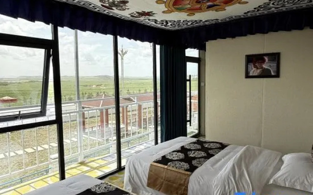 Jixiang Zizai · Luoxia Court | Muse · Calm · Dream Homestay (Zoige)