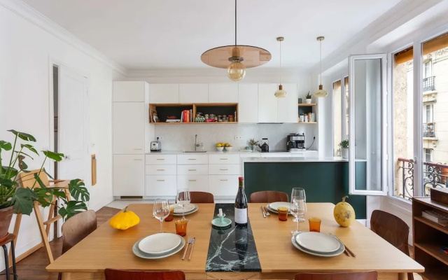 Bright Apartment in the Heart of Paris
