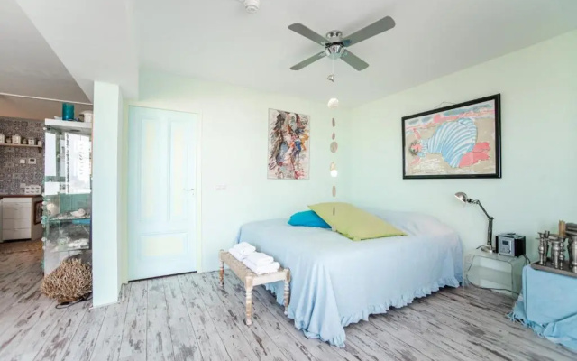 Beach Suite Sand