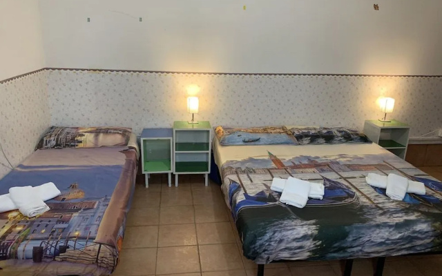 Pavarotti House