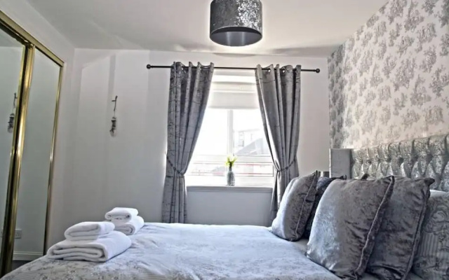 Citadel Quay Apartment
