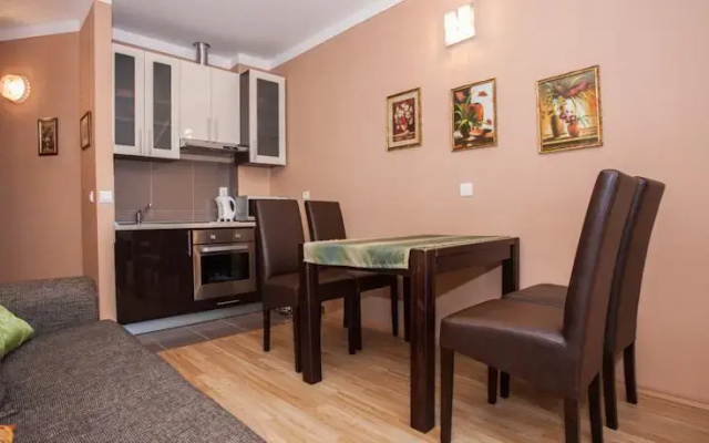 Apartments Mirni Kutak