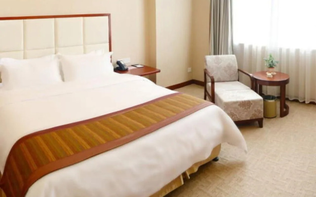 Southeast Huadu Hot Spring Hotel