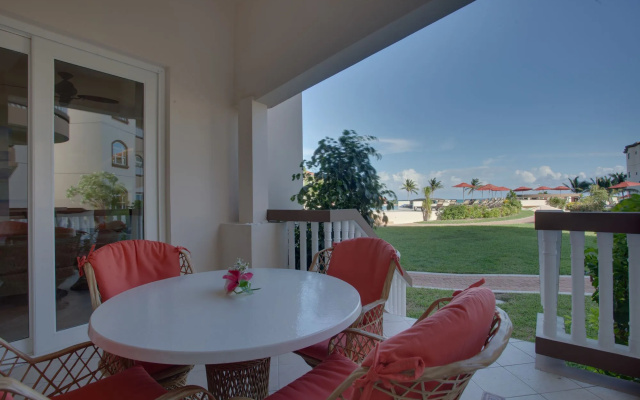 Grand Caribe Belize