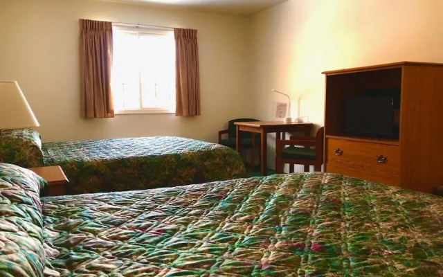 Trailside Inn