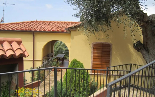 Madonna Del Poggio CAV
