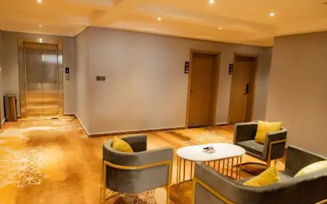 Jin Yue Movie Hotel