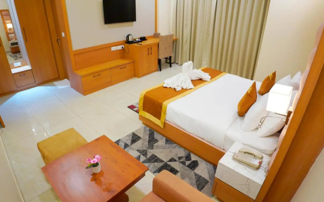 Hotel Cheer Royale