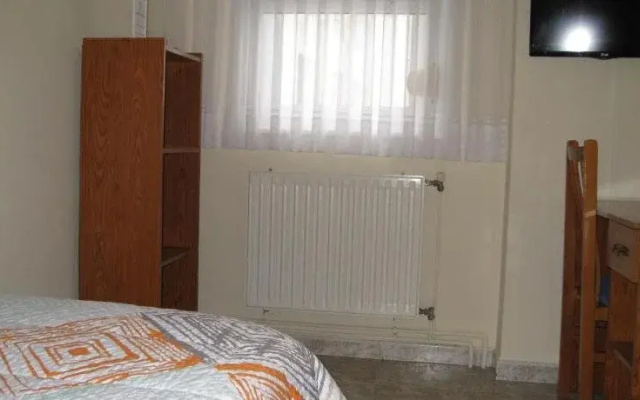 Residencia de estudiantes Roma ***