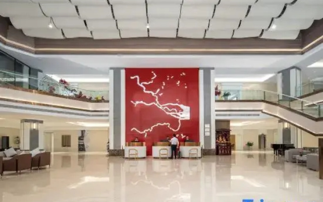 Diamond Hotel