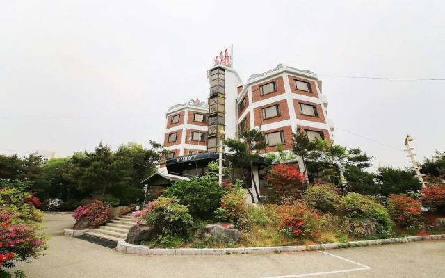 Gapyeong Namiseom Hotel