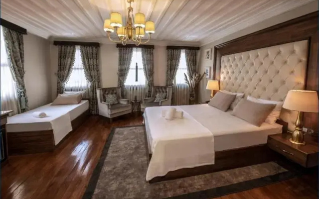 Mezzootel