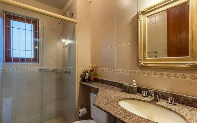 Apt w/ Fireplace 650m Mini Mundo Gramado Jpa102