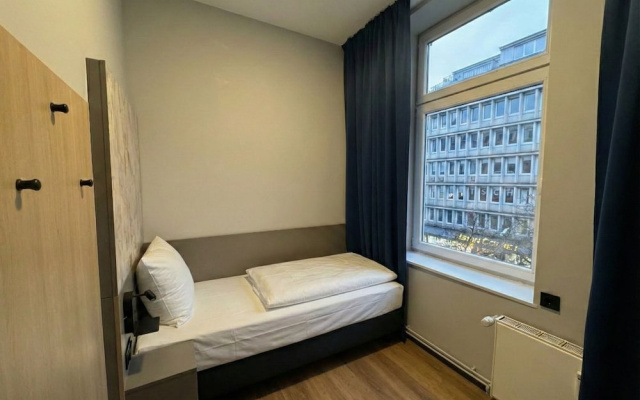 Nivara Hotel