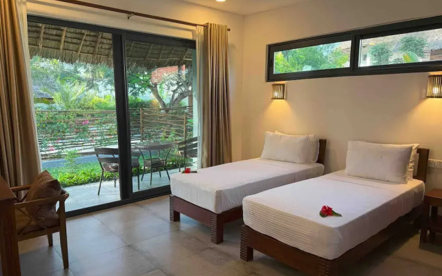 MANOLO Beach Resort