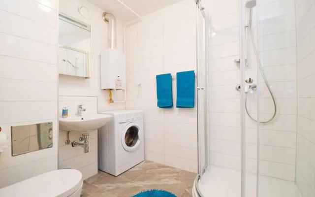 Leut Apartment, 3min beach, 15min center
