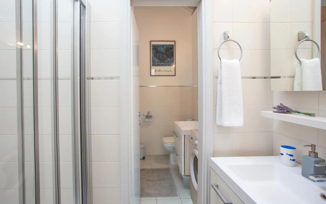 Awesome Home in Dubrovnik With Wifi and 3 Bedrooms