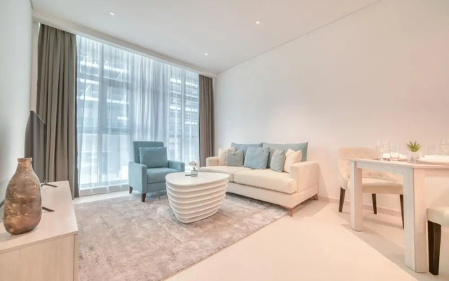 Prestigious 1BR Escape at The Palm