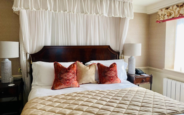 Ellenborough Park