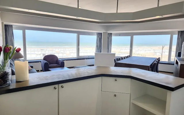 Apartment Albertstrand With Stunning Seafront View