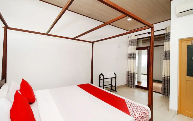 OYO 334 Royal Oshin