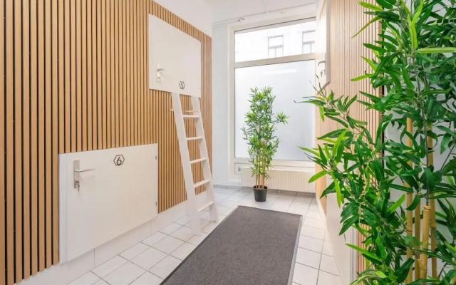Robin Wood Apartment