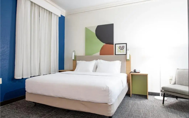 Spark by Hilton Lafayette South