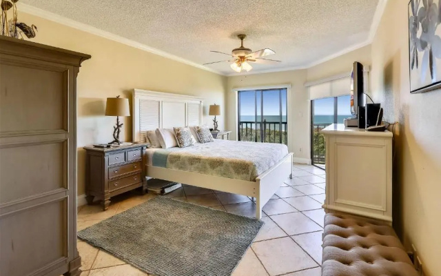 Land's End 10-304 Beach Front - Premier
