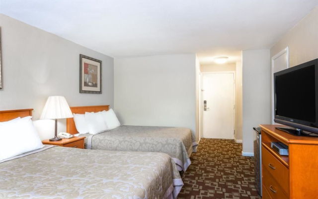 Super 8 Watertown/Cambridge/Boston Area
