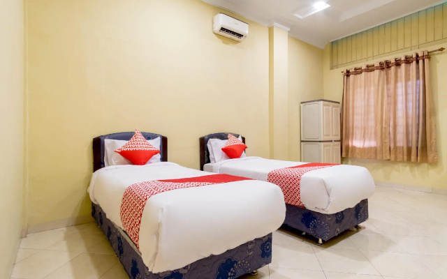 OYO 1307 Star Residence