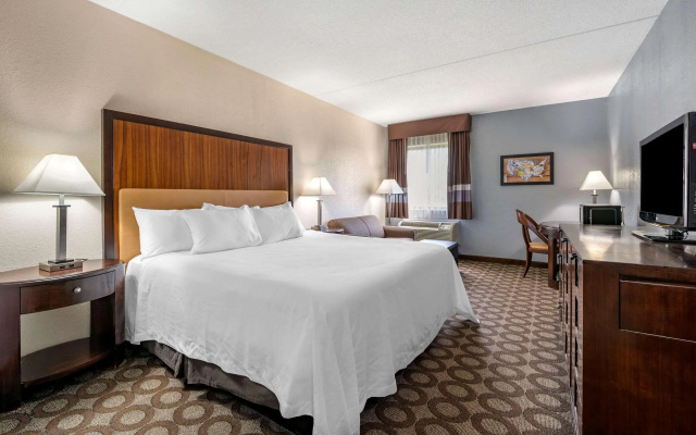 Econo Lodge Lafayette near University