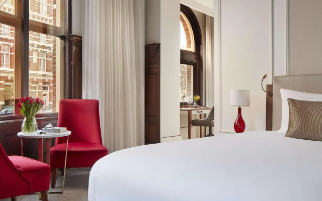 Tivoli Doelen Amsterdam Hotel