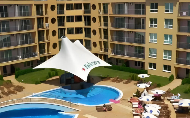 Pollo Resort Mikosta Apartments