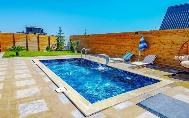 Hira Deluxe Bungalov