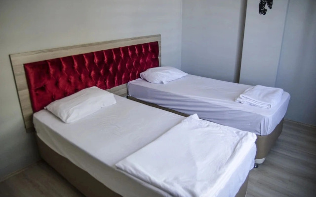 Fi Suite Hotel